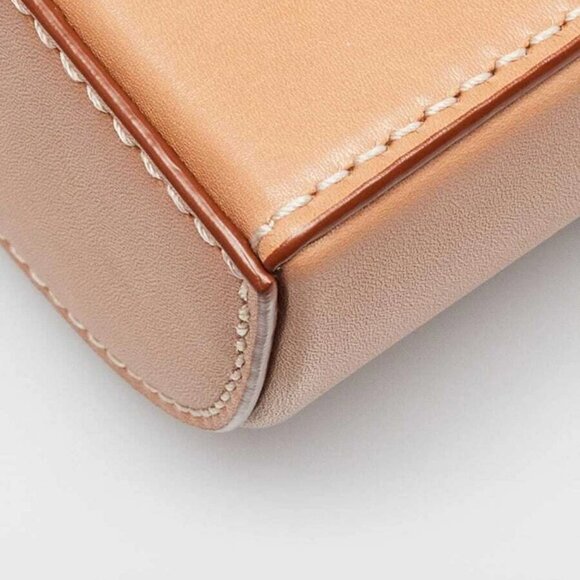 Yves Saint Laurent Beige Box Leather Medium Tuc Bag - Picture 4 of 10